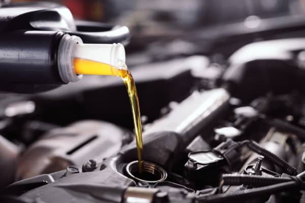 Oil Change Services In Valencia, California Oil Change Services In Valencia, California